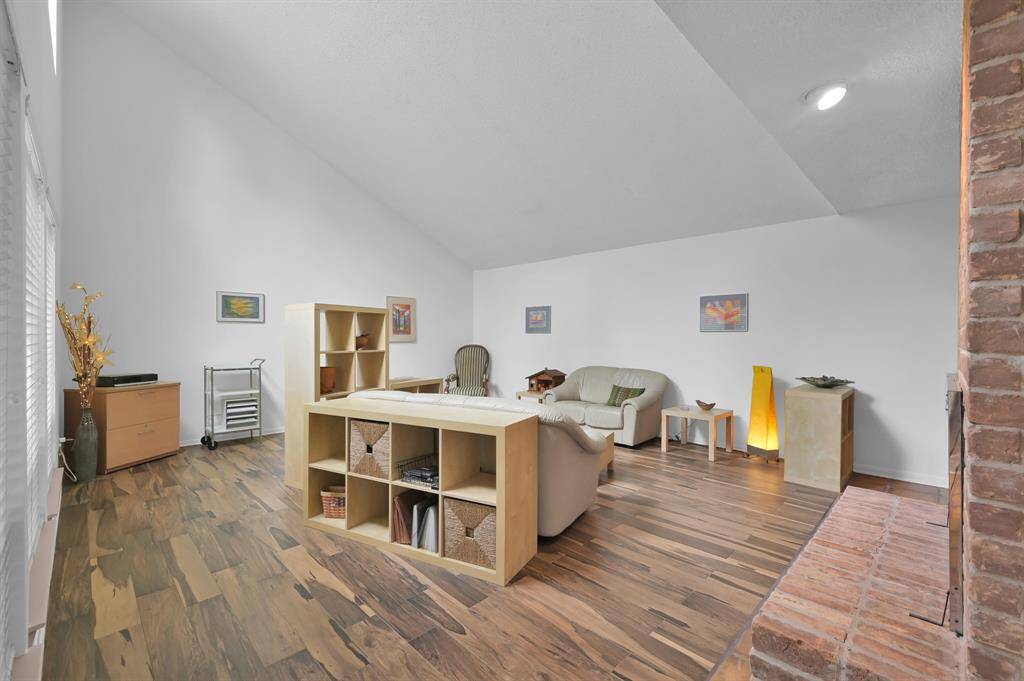 Cathetral ceiling in this spacious Living Rm