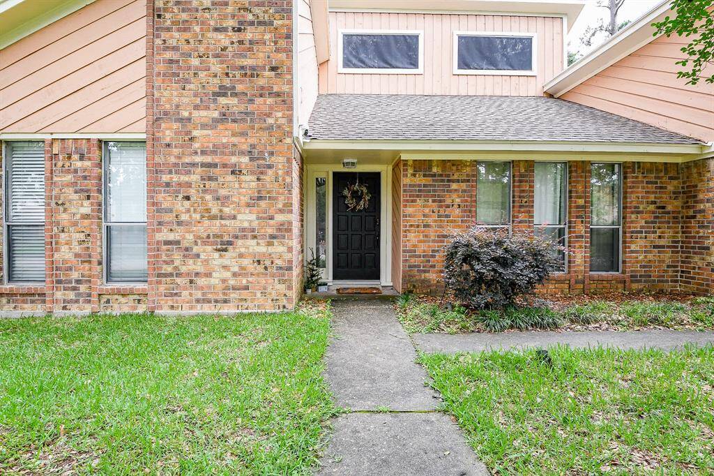 Welcoming front entry