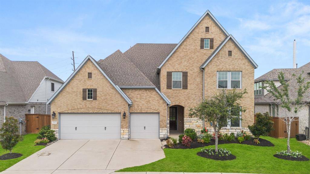 "Welcome to 11627 Whitewave Bend Ct, where elegance meets modern comfort. Step inside and feel the warmth and sophistication of your future home."