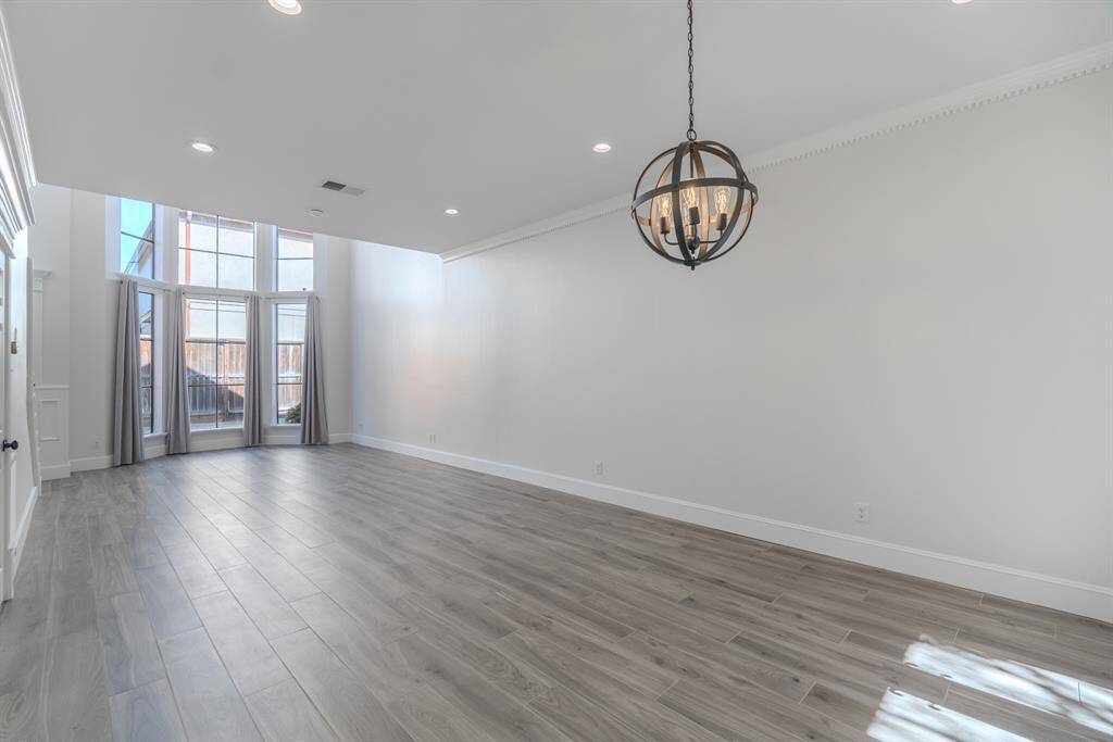 Timeless Appeal: Carefully Curated Features That Elevate The Home’s Charm. This Space Has Been Enhanced Attention To Detail Every Corner With Precision And Care.