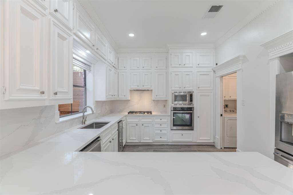 Seamless Design: Cohesive Updates Blending Luxury And Functionality. Meticulous Craftsmanship Materials And Impeccable Attention To Detail.