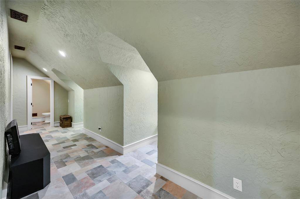 Storage room across from upstairs bedroom.