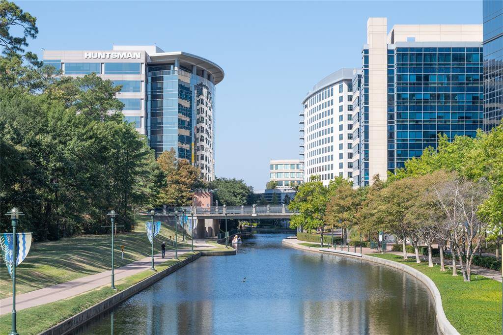 Just a short 12-minute drive to The Woodlands Waterway.