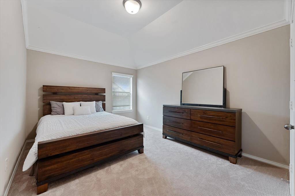 Fourth bedroom