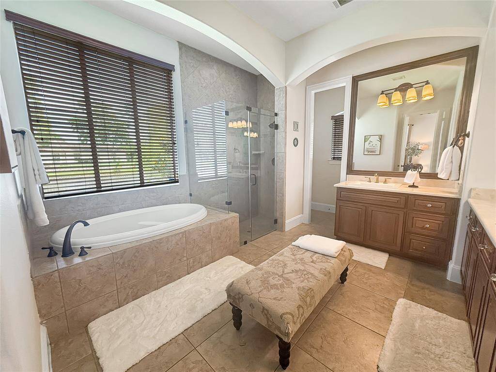 Ensuite Bath.