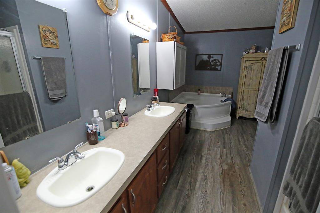 Big Soaking Tub