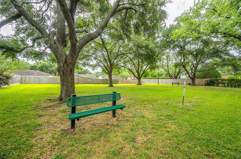One of the beautiful parks included in the neighborhood.