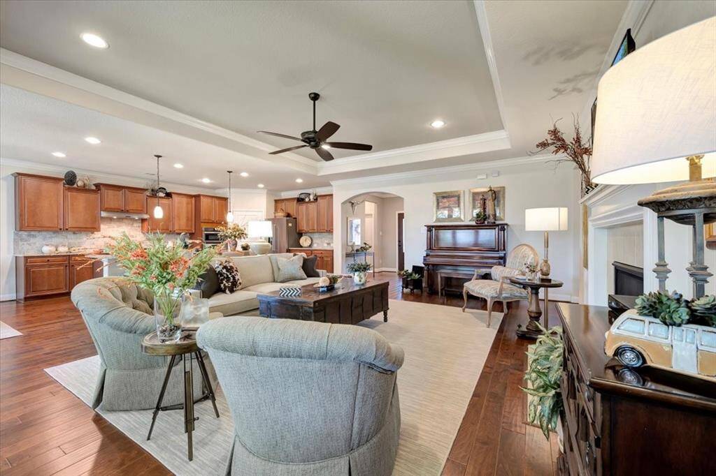 Lots of different furniture placement options work for this spacious family room.