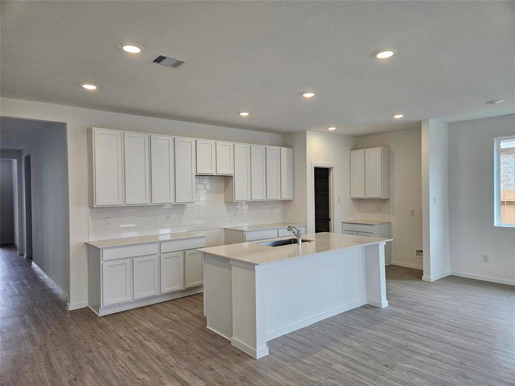 *Not actual home, picture representative of floorplan*