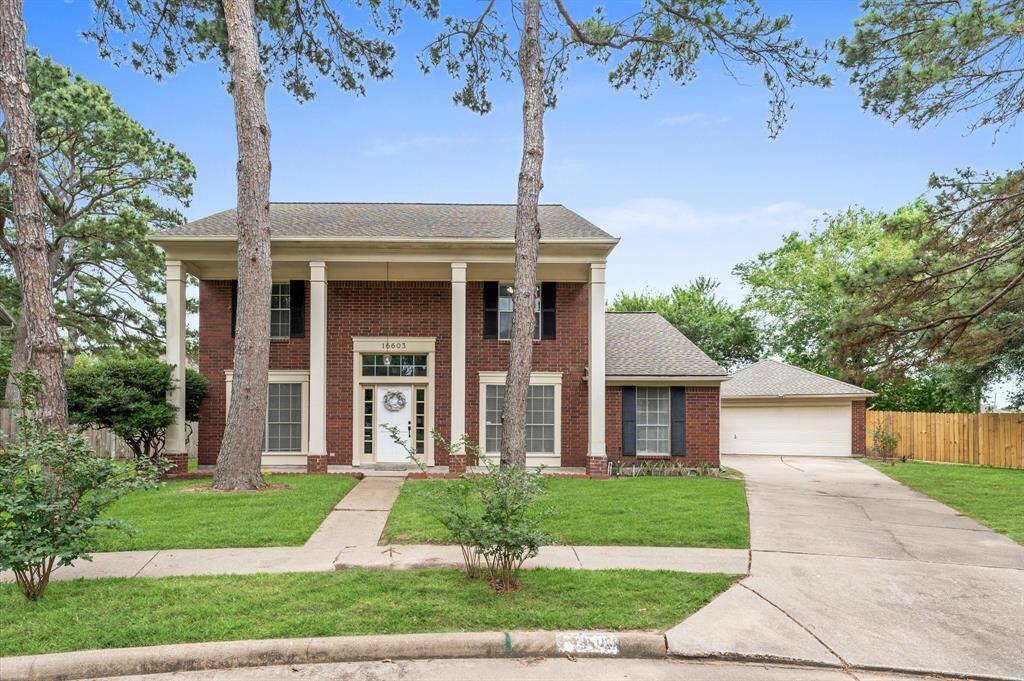 Welcome home to this immaculate 3-Bedroom, 2.5-Bath Fully Remodeled Home on a Cul-de-Sac in Coveted Copperfield!
