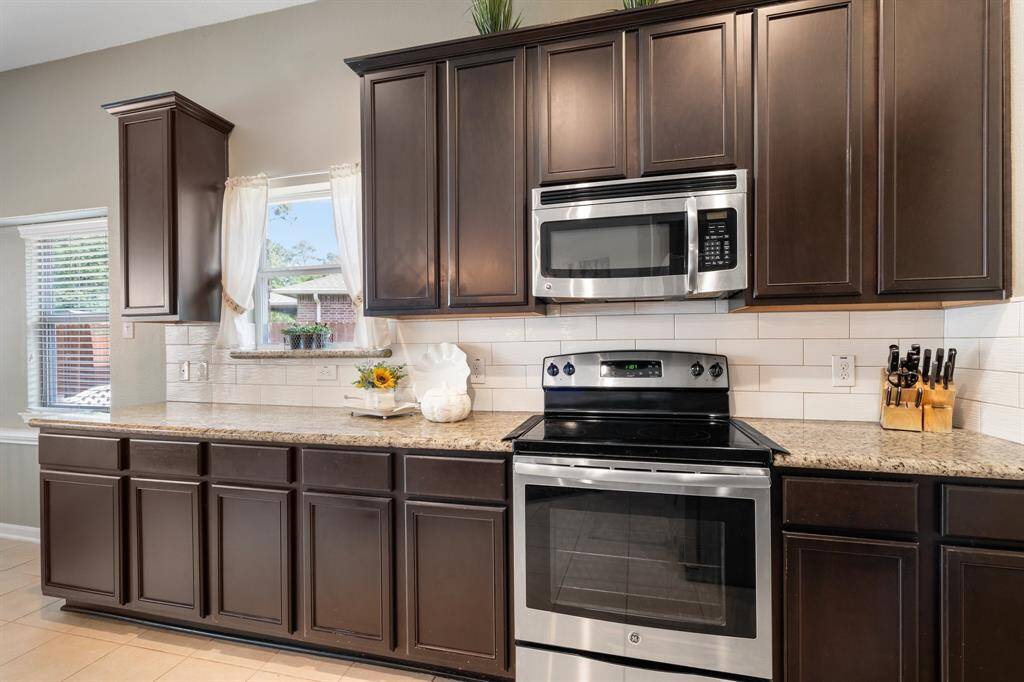 Tons of 42" cabinets