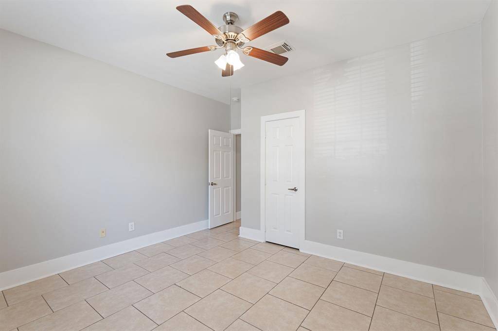 Second bedroom