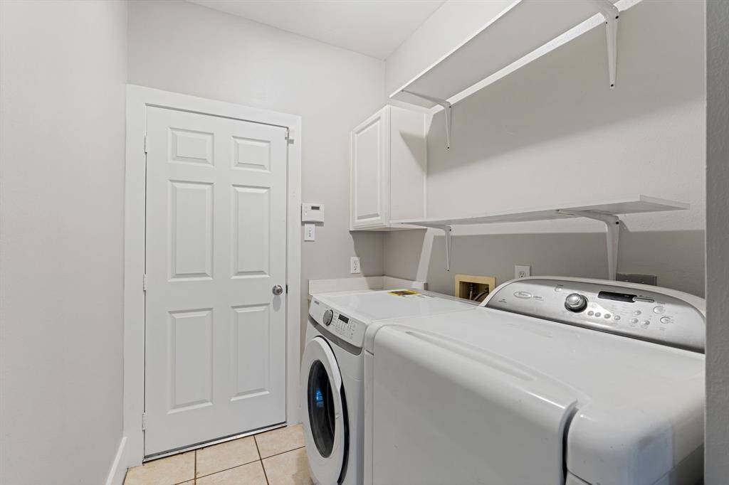 Laundry room & garage entry