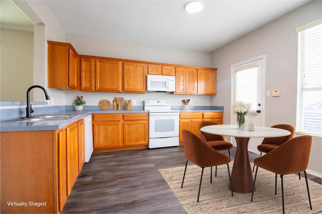 Kitchen and Breakfast Area - Virtually Staged