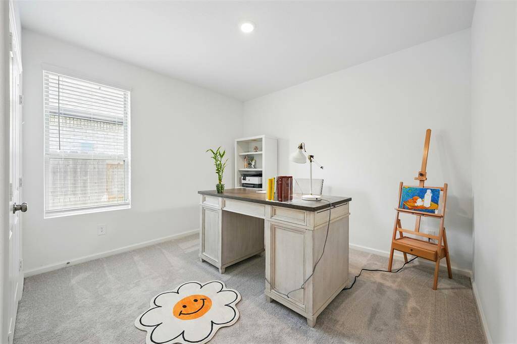 Bedroom 2: Located just next to the guest bathroom and features its own closet, making it a comfortable and functional space for family or guests.