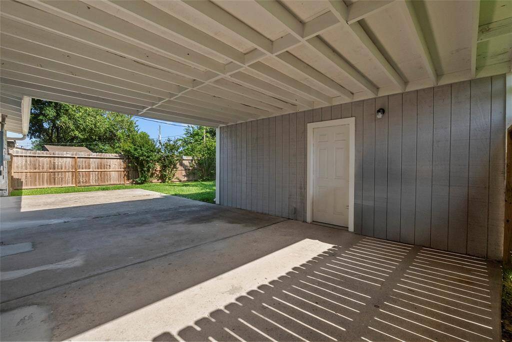 Covered back patio to garage