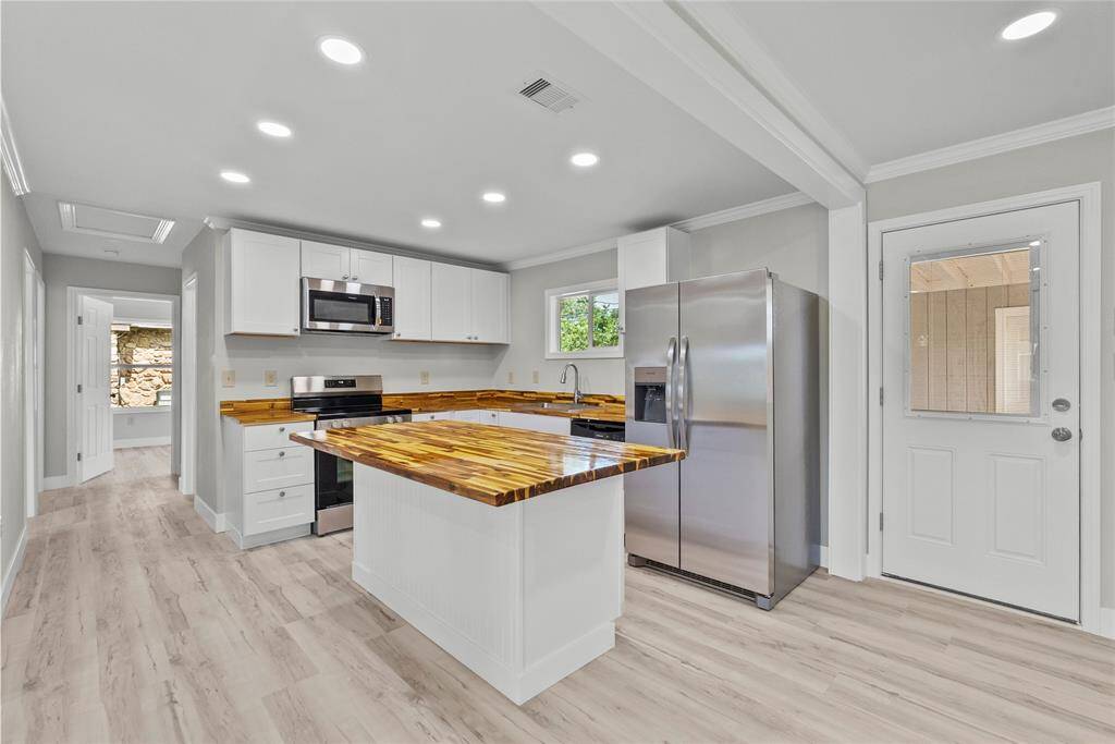 Side Kitchen view