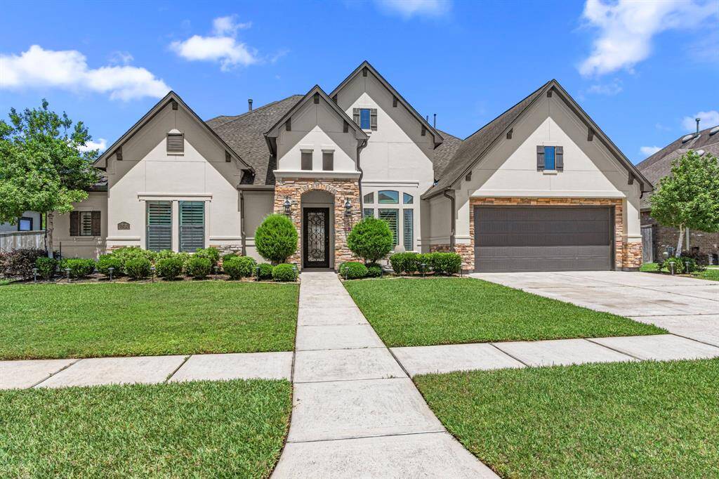 Beautiful custom home in the Sterling Ranch gated community