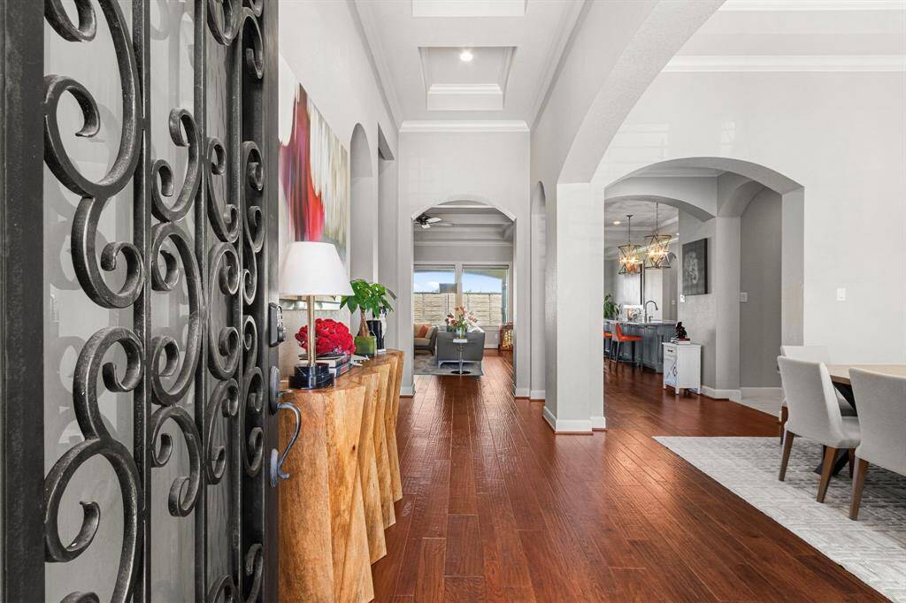 Front entryway