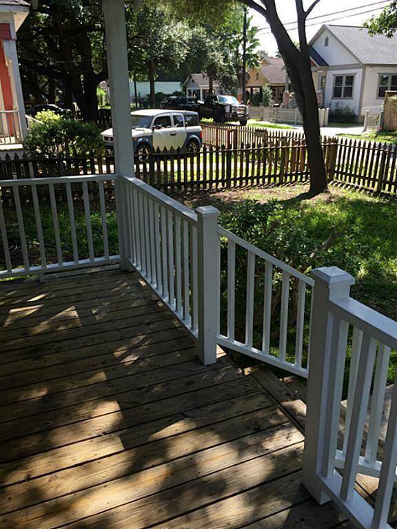 Front porch.(new photos to come)