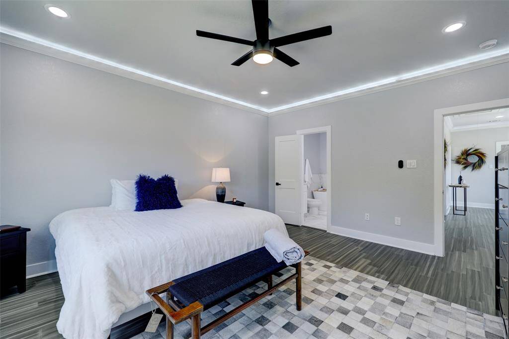 Primary bedroom with ensuite Photos are staged. Property comes unfurnished.
