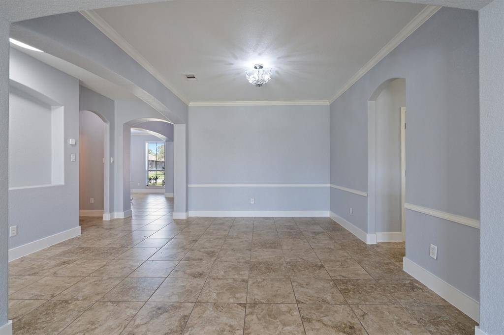 Formal dining