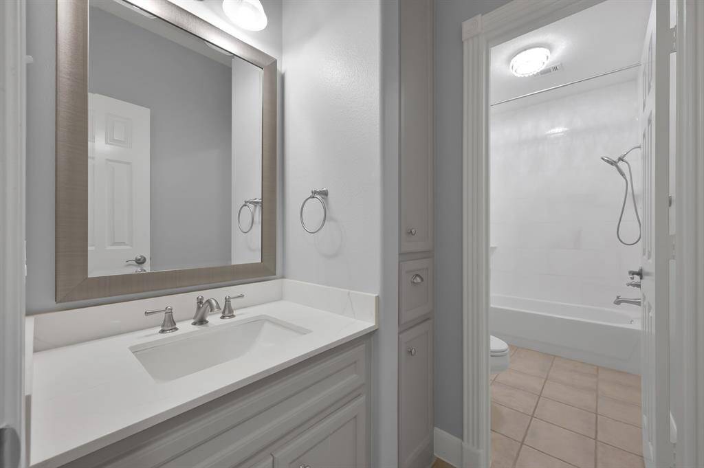 Downstairs Jack and Jill Guest bath
