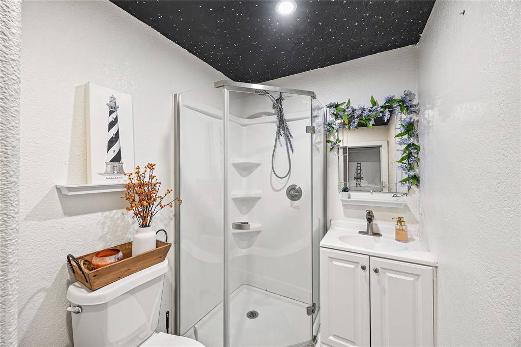 Bathroom in MIL/next gen quarters