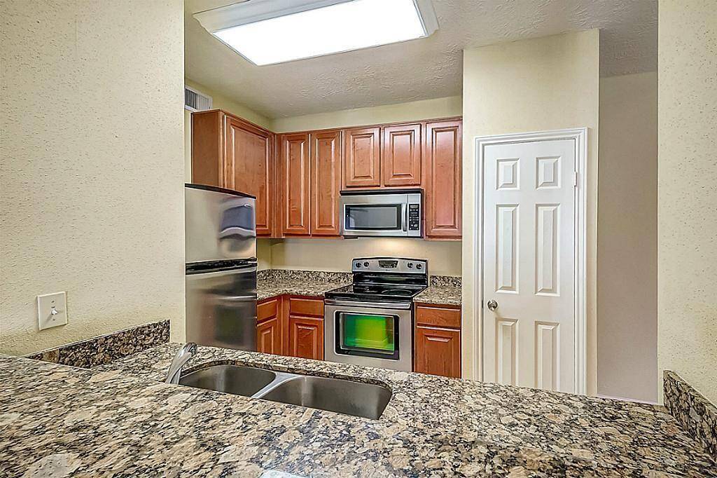 Spacious with ample of light from the Master Bedroom's windows
