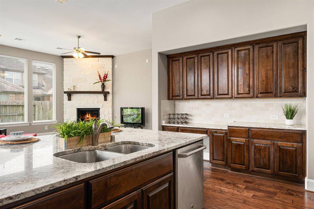 Butler's Pantry with ample Cabinets for Extra Storage