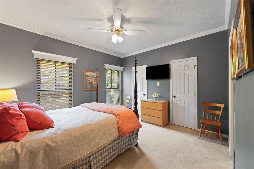 Fifth bedroom.