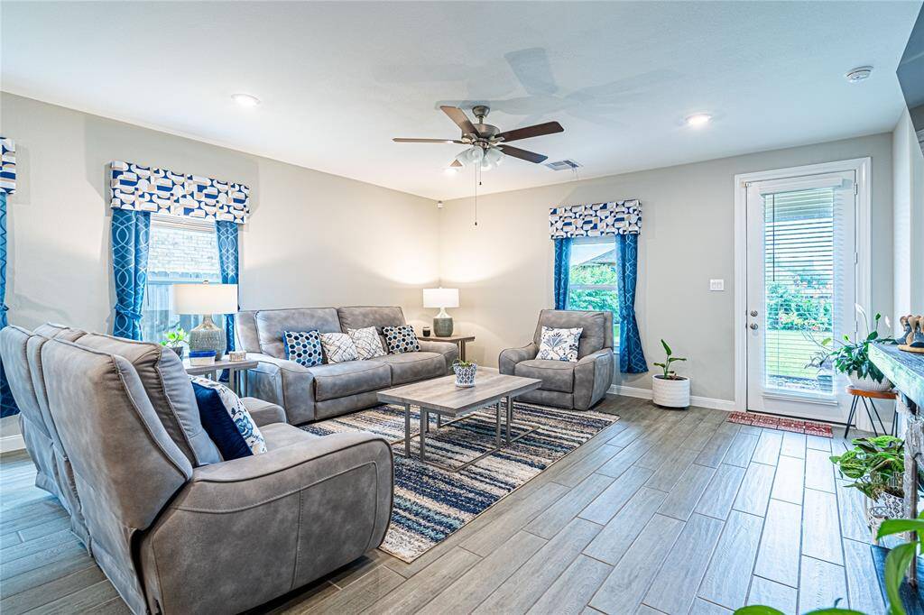 NEW power living room sofa, loveseat and chair are staying (warranty & receipt on hand)