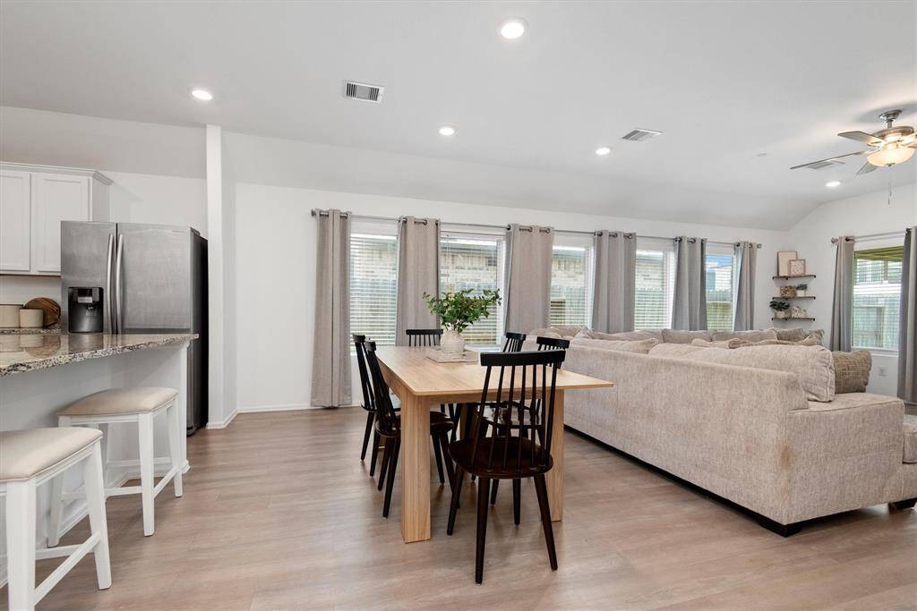 OPEN CONCEPT