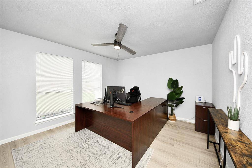 Home office, could also be used as 4th bedroom.