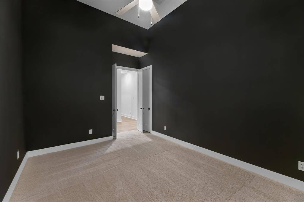 View inside the entertainment room/media room!
