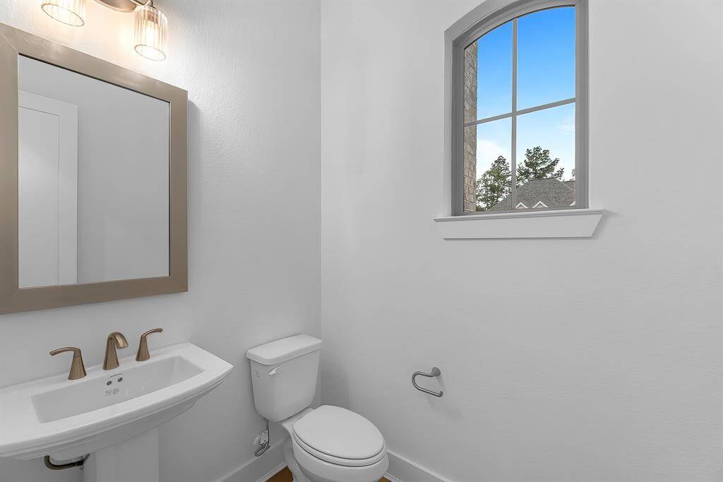Useful powder bath for your guests!