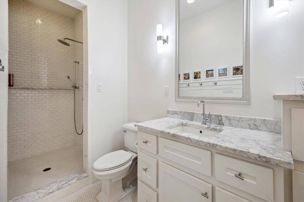 As is the third ensuite bathroom!