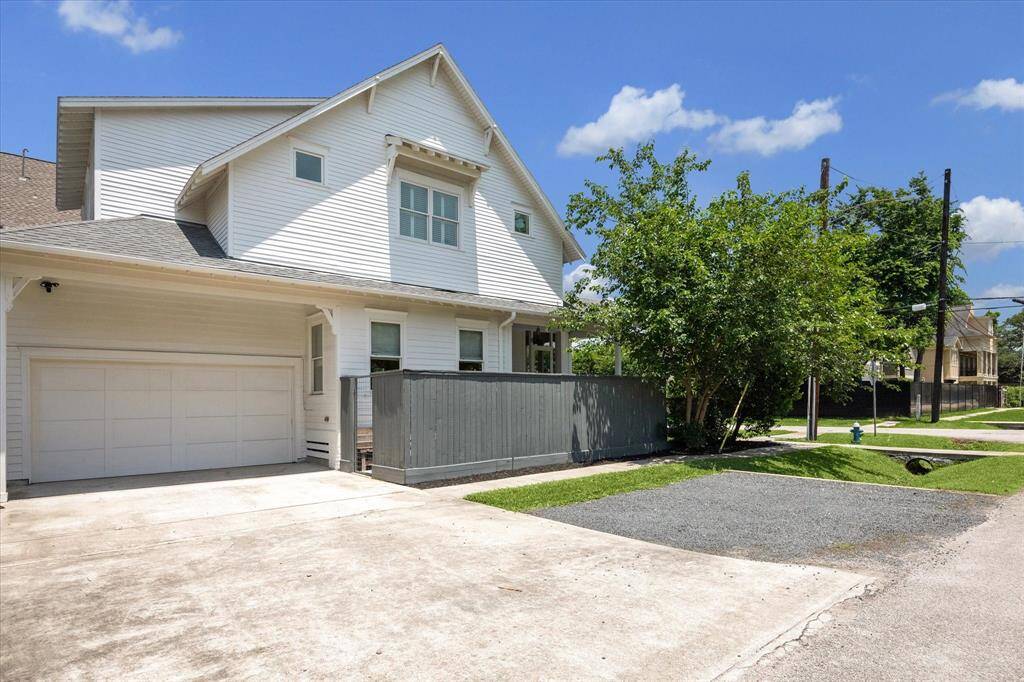 And to top it off, you won't miss any yard space with this long driveway, extra dedicated parking space, and so much more!