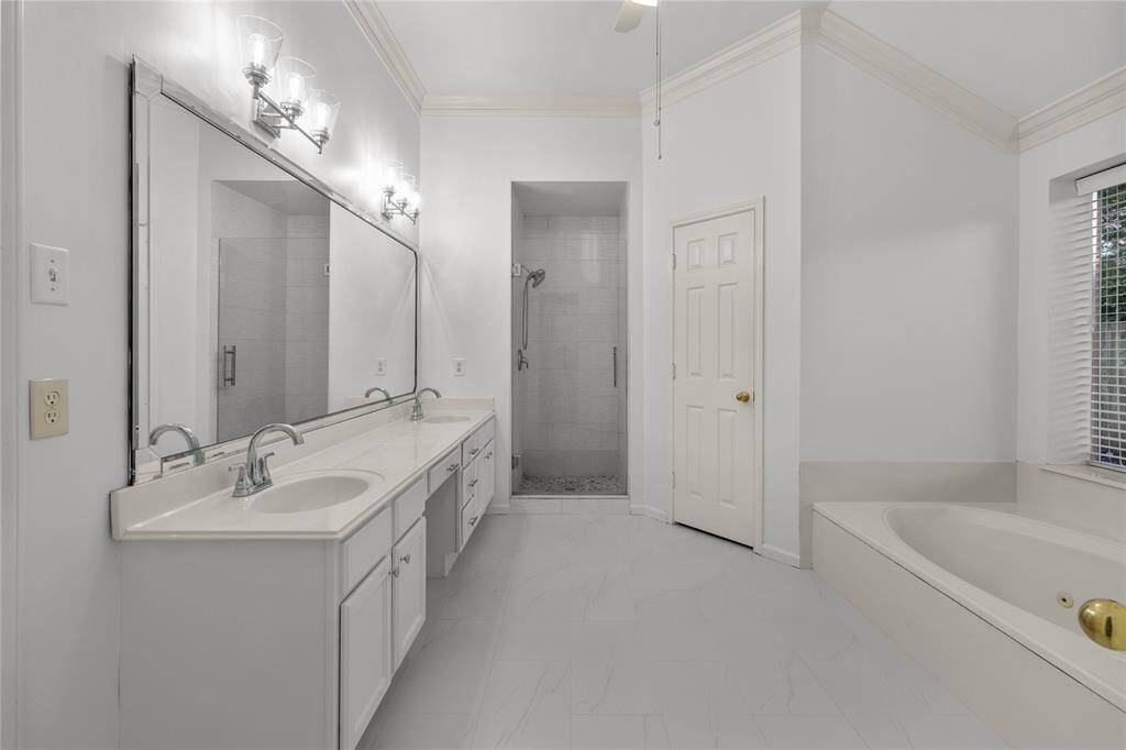 Separate tub and shower in the Primary