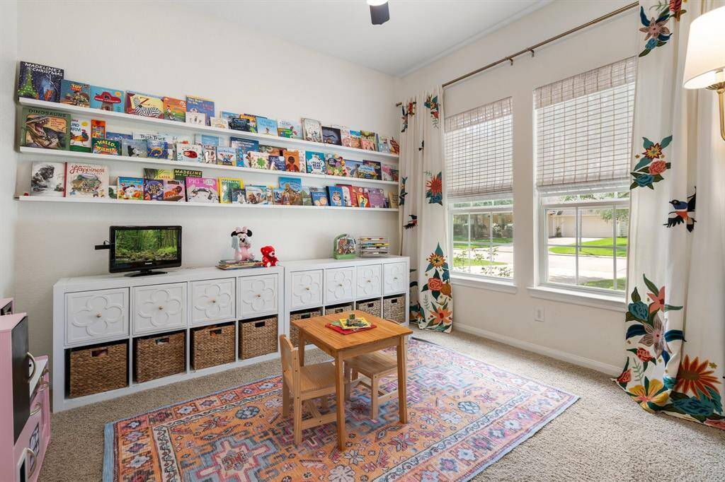 Home Office/Study currently being used as a playroom.