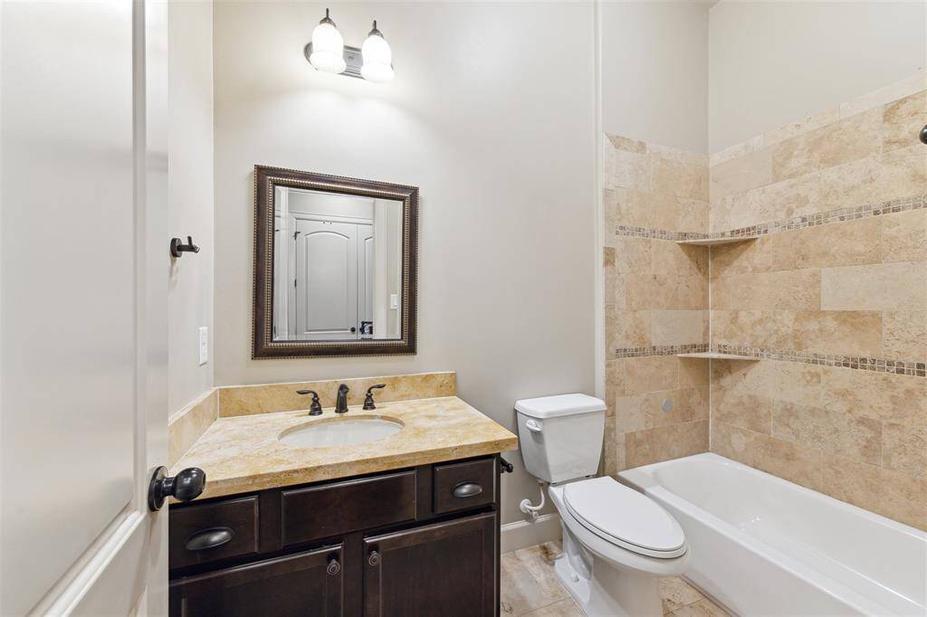 Shared bathroom for secondary bedrooms.
