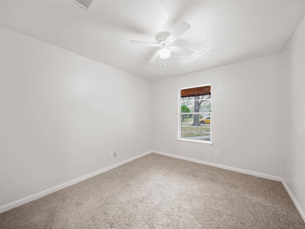 Guest Bedroom #1