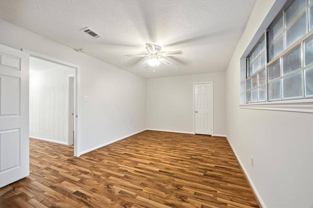 4th bedroom up