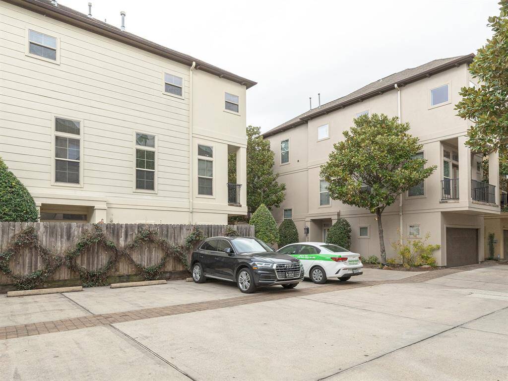 Ample guest parking