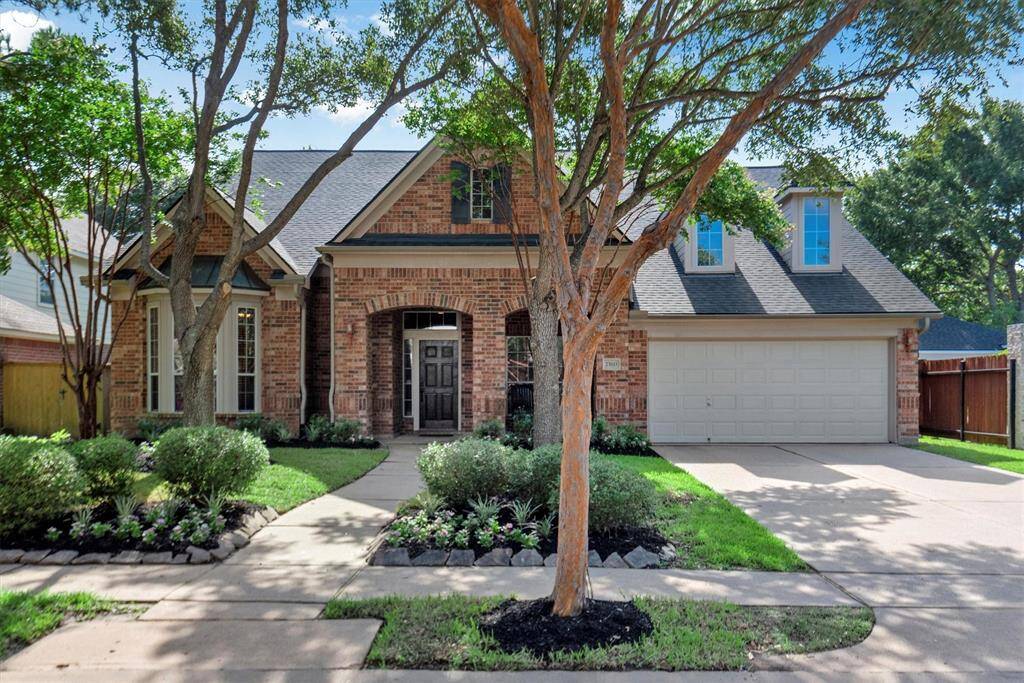 Welcome to this one story, 3/4 bedroom, 2 bath home with a pool.