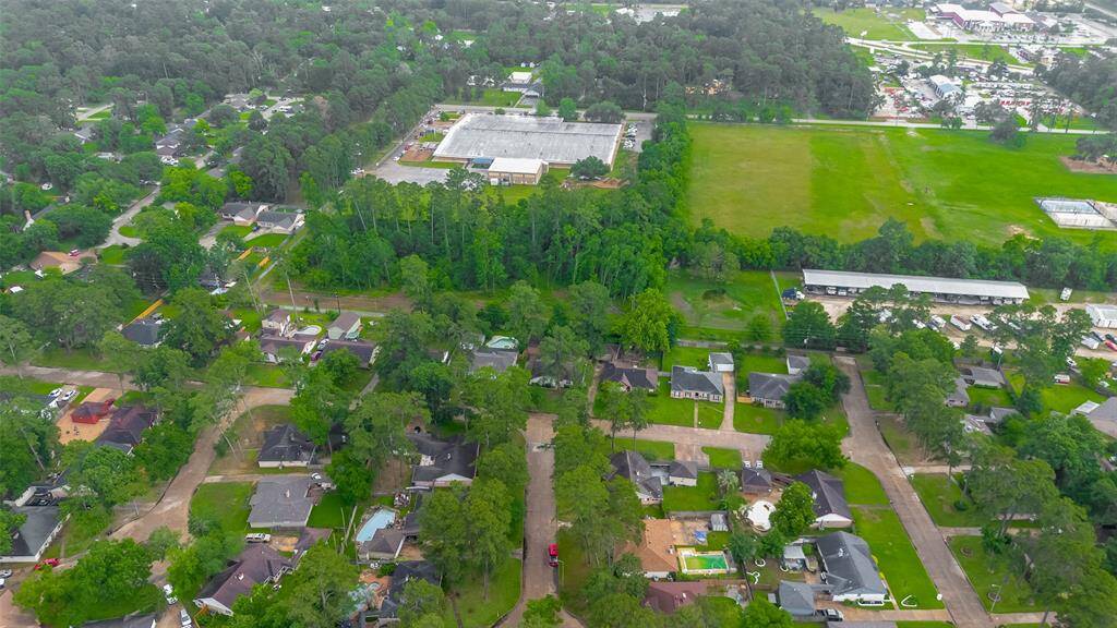 Near by school and other amenities.