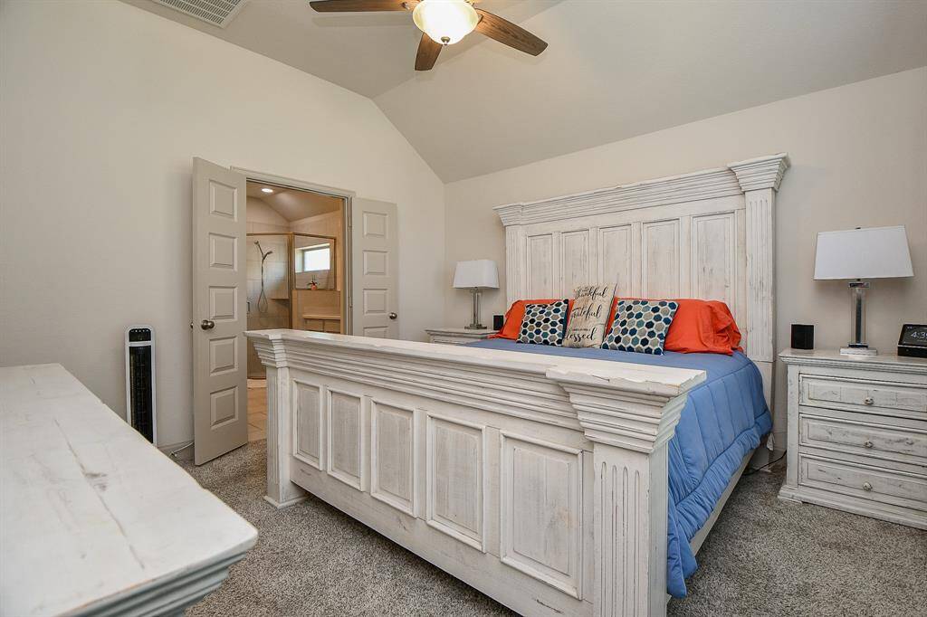 Ensuite bath