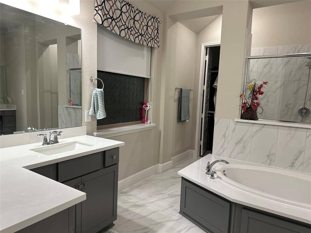 Master sink