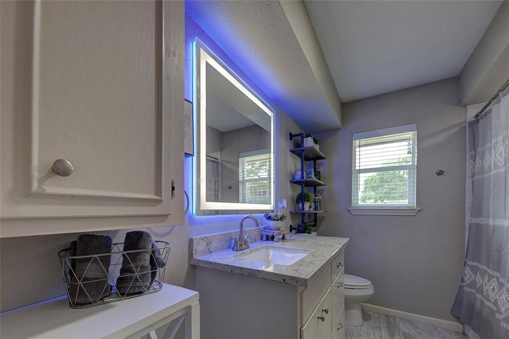 Bathroom 2