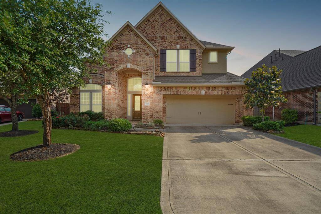 Welcome to 28211 Hidden Brook Lane! This home boasts 4 bedrooms, 3.5 bathrooms, a home office, media room, and a game room upstairs.